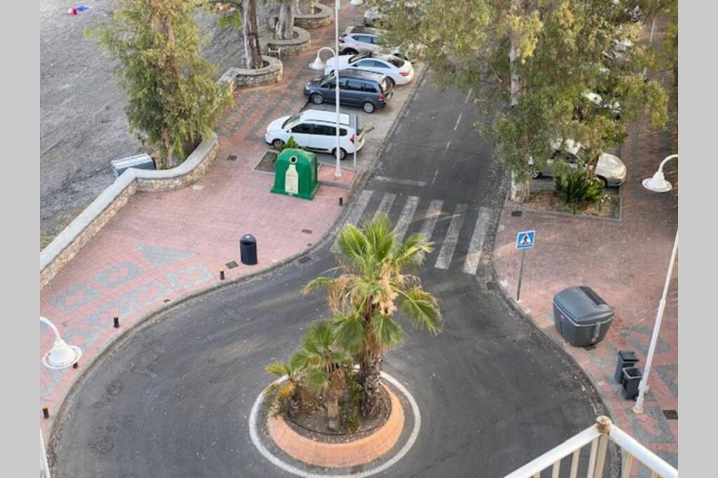 Magnifico apartamento con vistas al mar, 1ª Linea Almuñécar Esterno foto