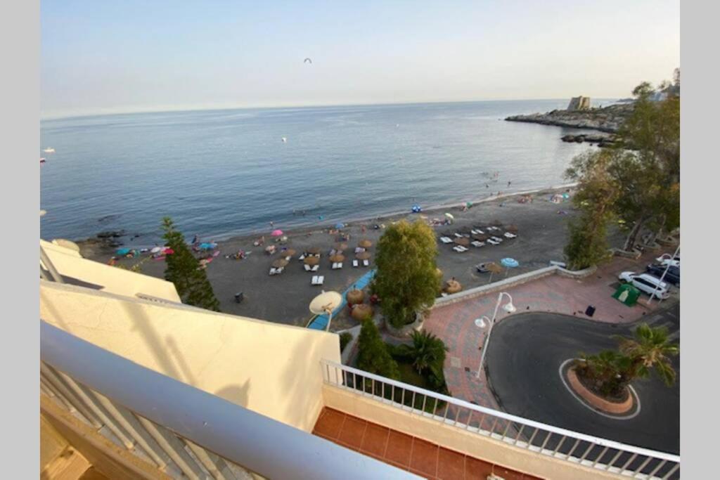 Magnifico apartamento con vistas al mar, 1ª Linea Almuñécar Esterno foto